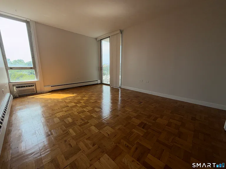 87 Glenbrook Rd #7G — Photo 7
