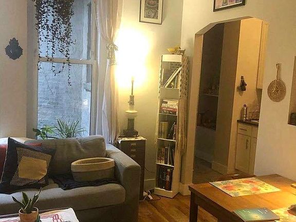 3rd image of 155 Hancock St APT 2B