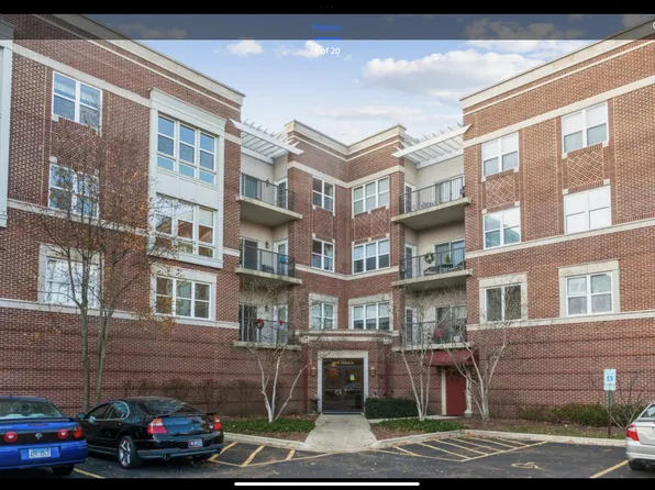 300 E Church St Unit 307, Libertyville, IL 60048