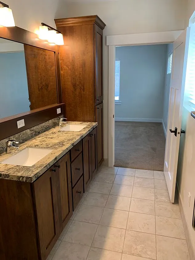 11093 S Hampton Way — Photo 1