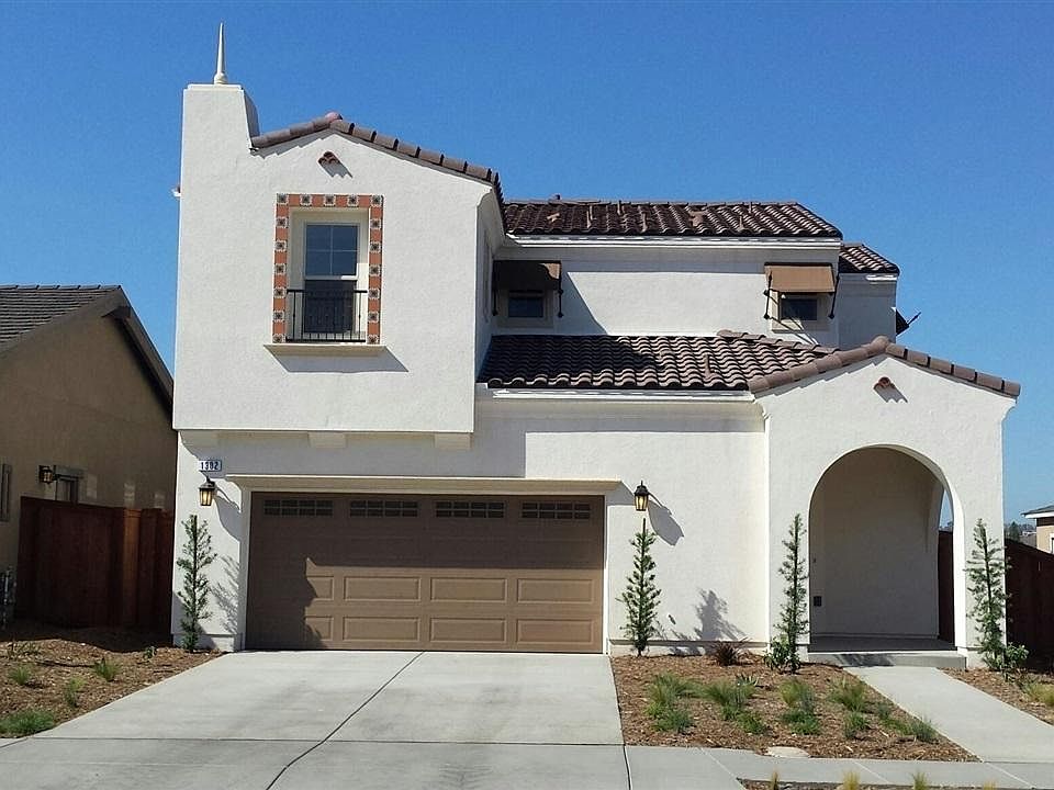 2nd image of 1326 Lorna Ave