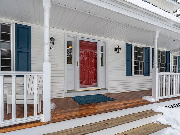 4th image of 38 Buckingham Drive
