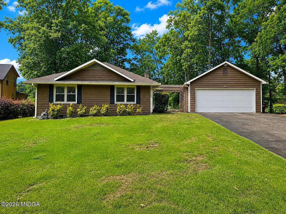 1st image of 875 N Confederate Dr