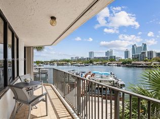 300 Three Islands Blvd APT 601, Hallandale, FL 33009