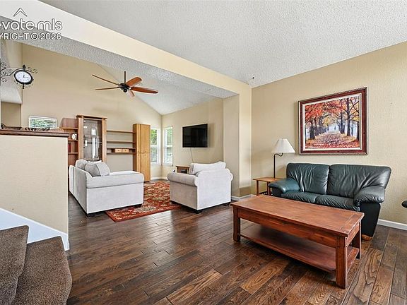 3rd image of 17302 Lindon Dr
