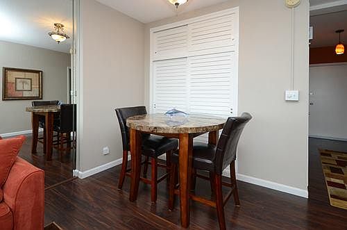 3rd image of 3233 NE 34th St APT 818