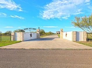 304 Tomcat Rd, Laredo, TX 78045