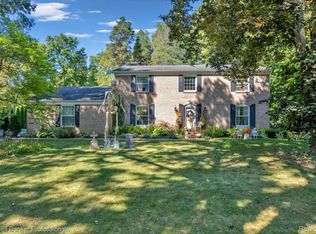 1565 Heather Dr, Lapeer, MI 48446