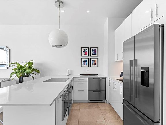 2nd image of 11 Island Ave #Penthouse 3