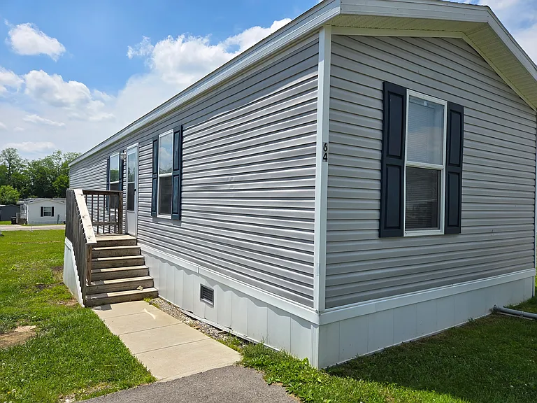 64 Eagle Dr — Photo 2