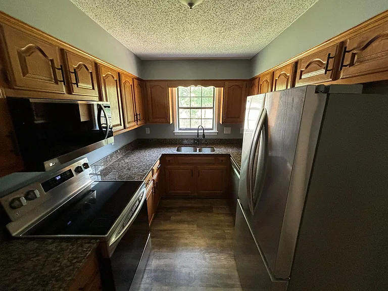 420 Fern Rd — Photo 11