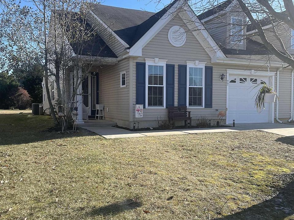 1st image of 77 Sorrentino Way