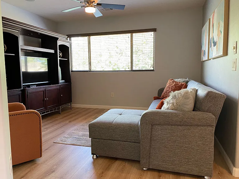 695 W Sonatina Ln — Photo 30