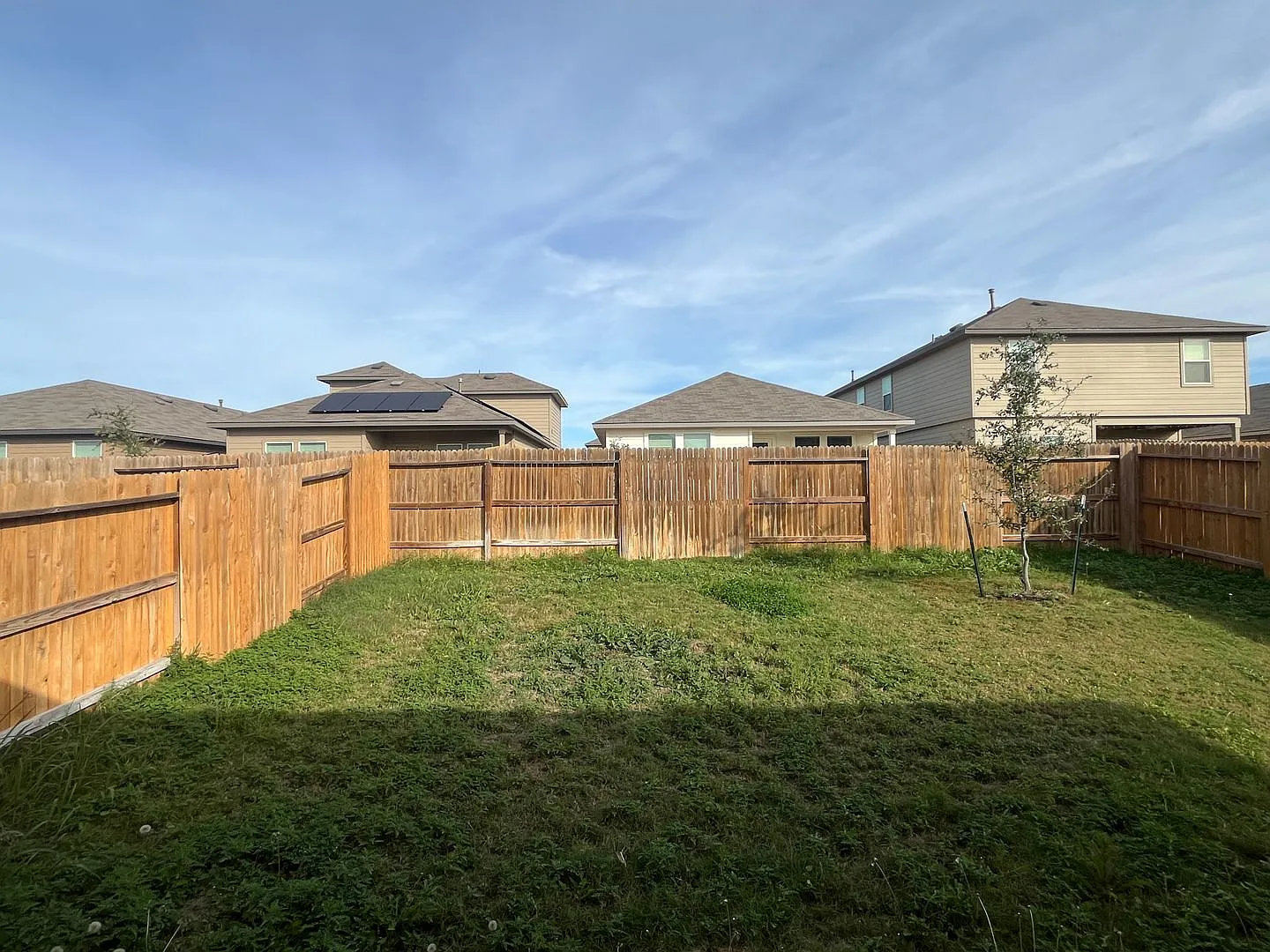 324 Middle Green Loop, Floresville, TX. 78114 — Photo 4