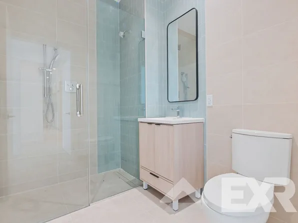 33 4th Street image 9 of 16