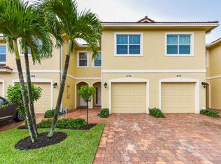672 Sw Glen Crest Way, Stuart, FL 34997