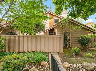 8189 Rose Vine Ln, Fair Oaks, CA 95628