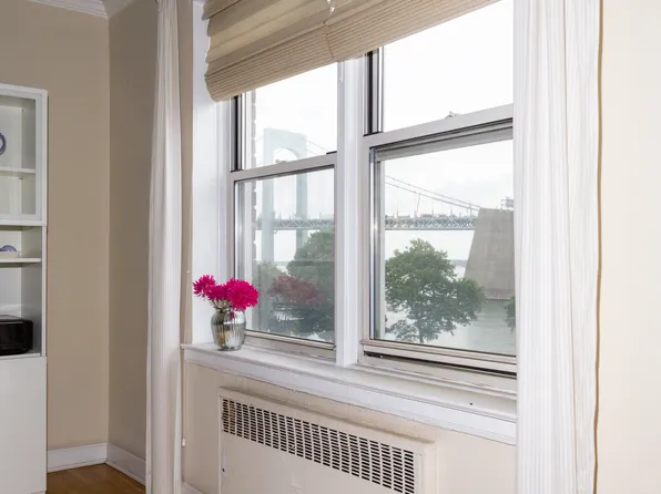 162-41 Powell Cove Boulevard image 19 of 25