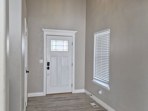 2nd image of 4028 S Sunrise Dr