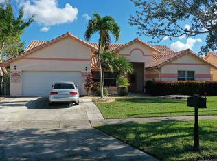 1061 NW 162nd Ave, Pembroke Pines, FL 33028