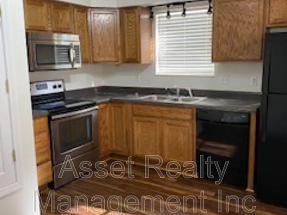 3rd image of 4717 Scepter Way #1