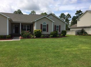 325 Bahia Ln, Cape Carteret, NC 28584