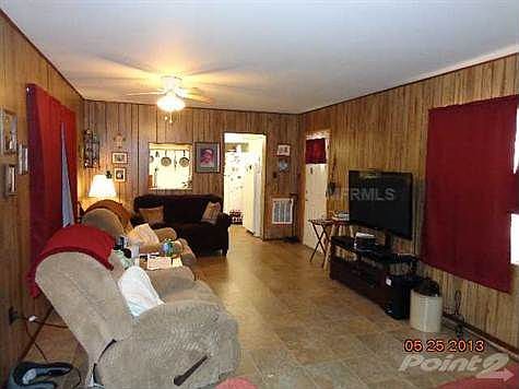 4th image of 3919 Del Valle Ave