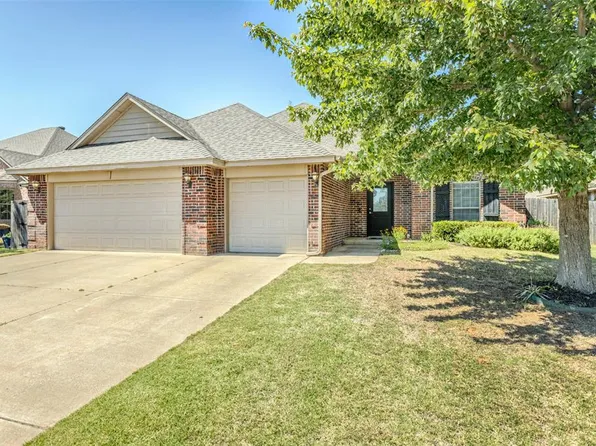 1801 Woody Ln, Edmond, OK 73003