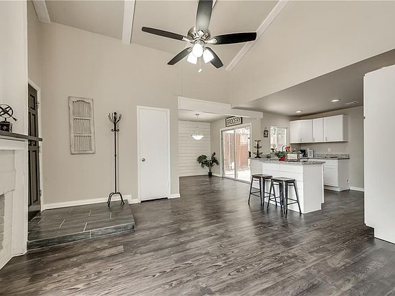 5th image of 2613 Via Cordova
