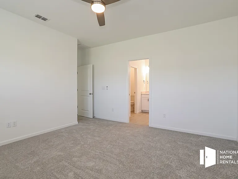 3215 Raven Trce — Photo 6