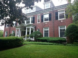 164 Dean Rd, Brookline, MA 02445