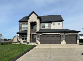 71 Bergamo Ln, Crown Point, IN 46307