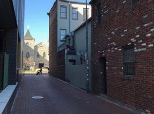 924 N St SE #4, Washington Navy Yard, DC 20374