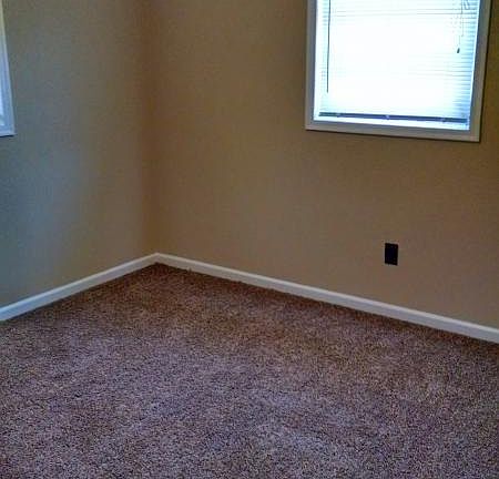 5th image of 2406 Belmont Ave