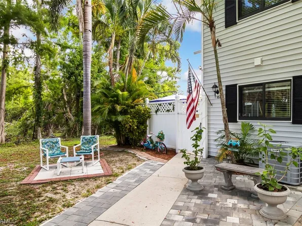 7738 Tamara Lee Ct APT 102, Fort Myers, FL 33907