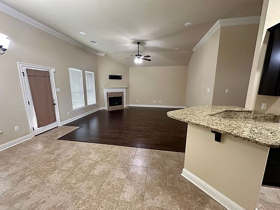 4th image of 42537 Wynstone Dr