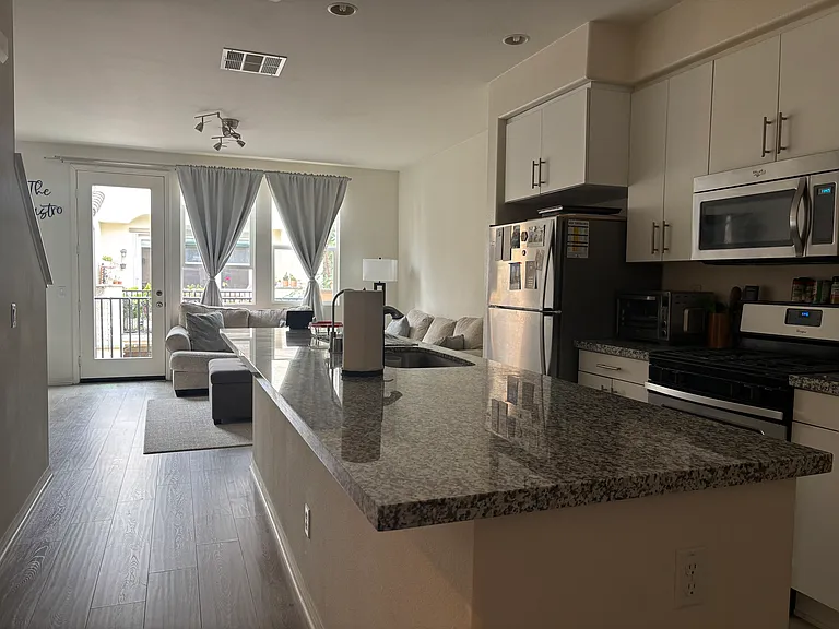 15320 Jasmine Ln #105 — Photo 2