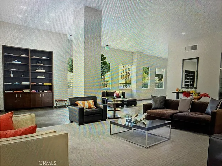 10501 Wilshire Blvd #1409 — Photo 3
