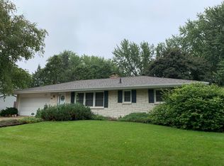 1101 Valley Stream Dr, Madison, WI 53711