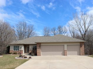 N334 Red Tail Ln, Appleton, WI 54915
