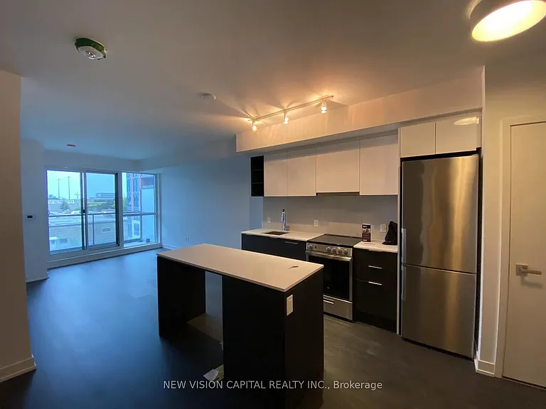 31 Tippett Rd #430 — Photo 4