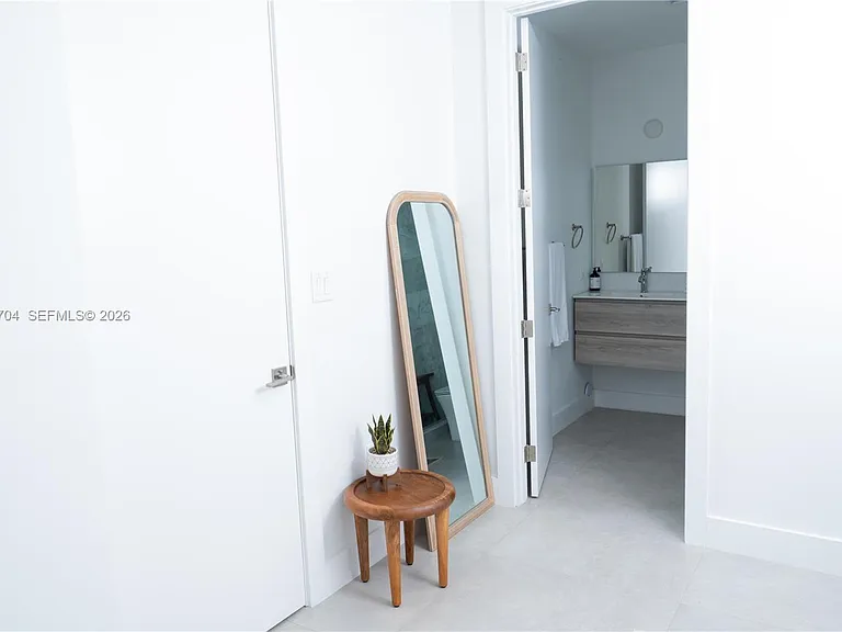 3524 SW 25th Ter — Photo 23