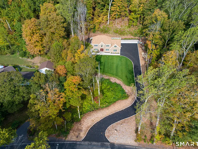 171 Oregon Rd — Photo 3