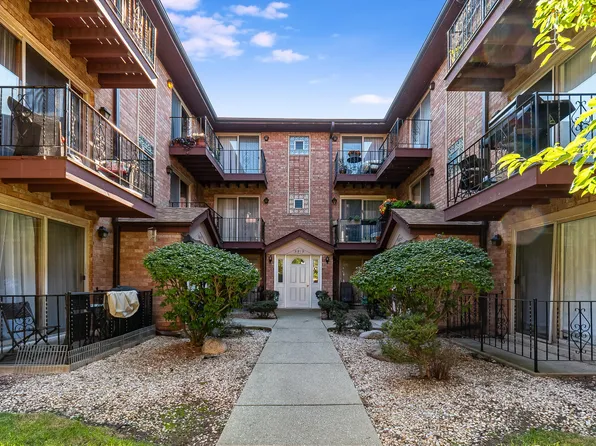 5815 W Higgins Ave APT 3E, Chicago, IL 60630