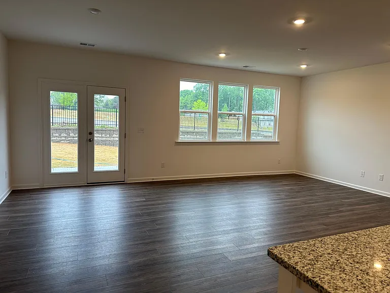 213 Banner Rd — Photo 10