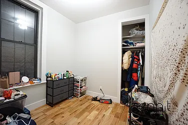 Rented by Rennit Inc.