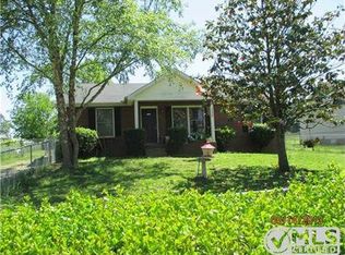 204 Bob White Dr, Clarksville, TN 37042