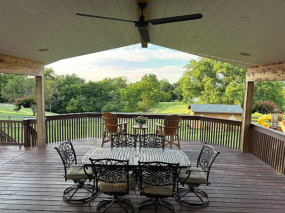 5th image of 6044 Graham Ct