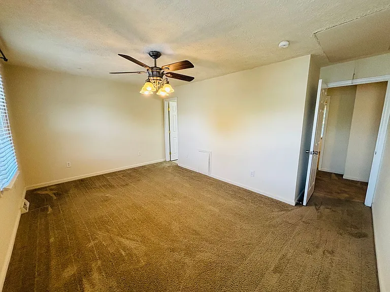 309 Fairfax Rd — Photo 16