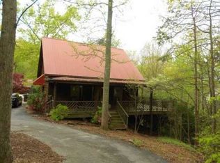 2940 Wallace Rd, Gainesville, GA 30507